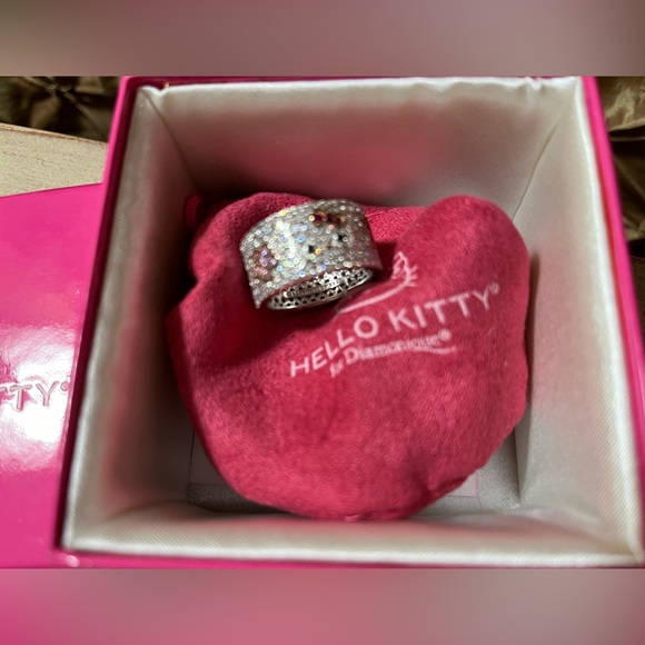 Hello Kitty Sanrio for Diamonique Hello Kitty Flower Eternity Ring size 8 1/2 🌸 - Picture 13 of 13